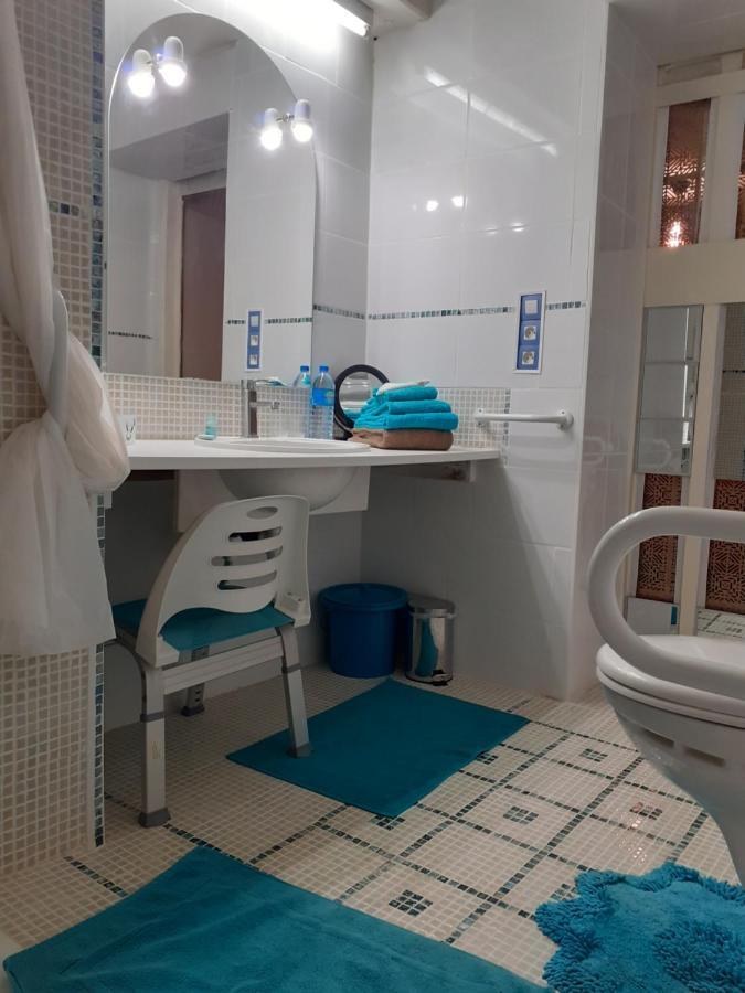Hotel 7042Douce Nuit Saint-Germain-Laval  Esterno foto